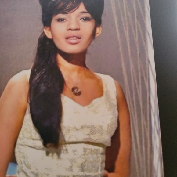 8x10 Photo 60's Ronnettes - Picture 3 of 5